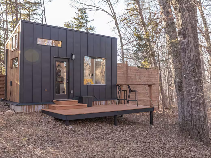Exterior-Frenchie